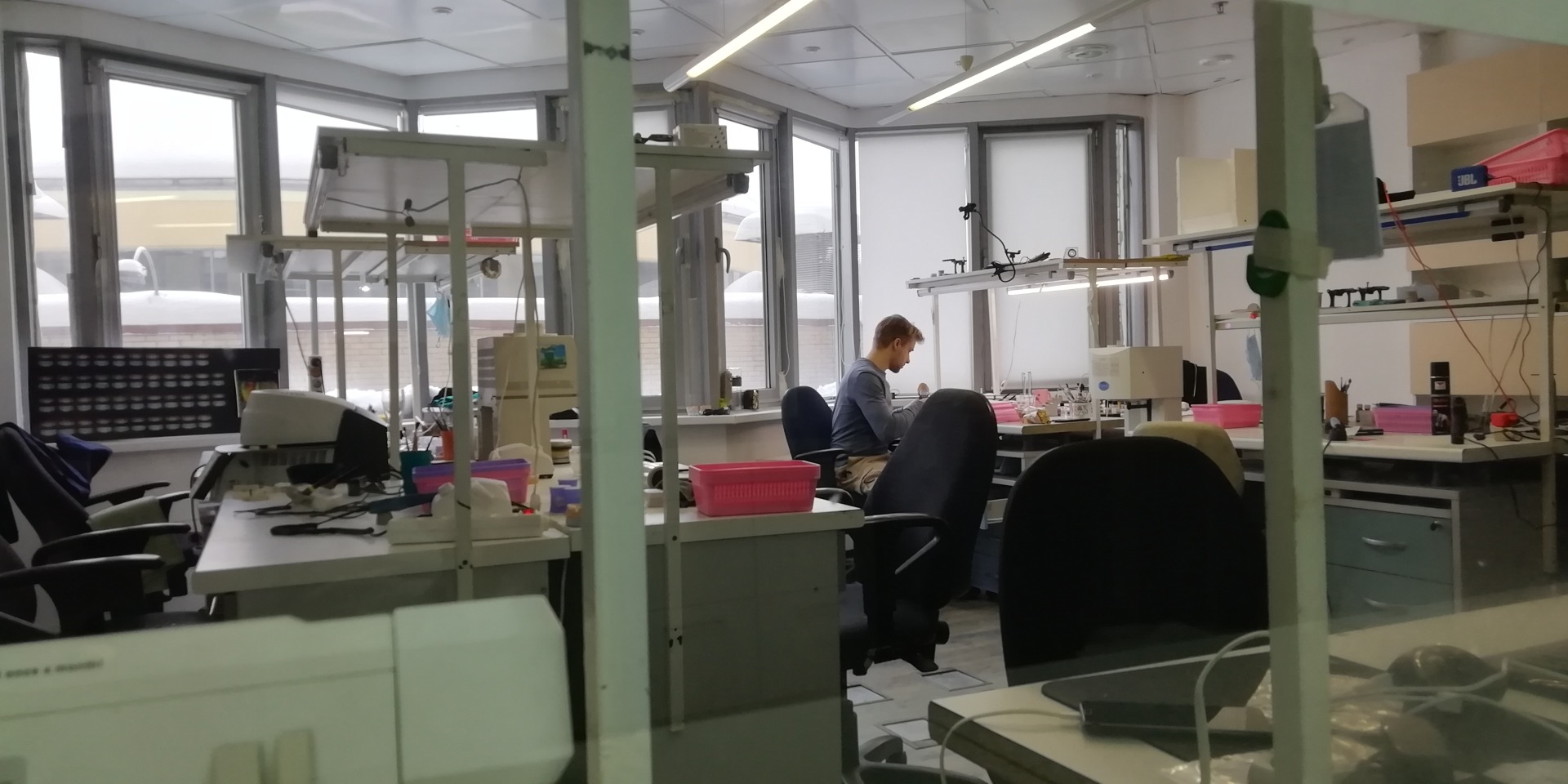 S H Lab
