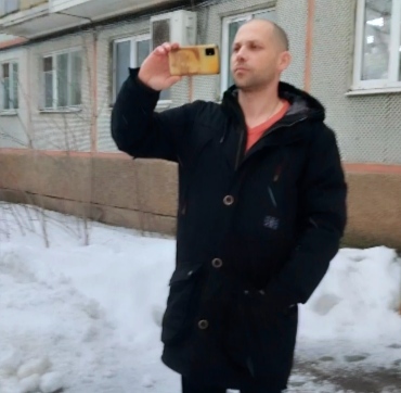 Как неустановленные личности из Москвы поздравляли с наступающим Новым 2024 годом.